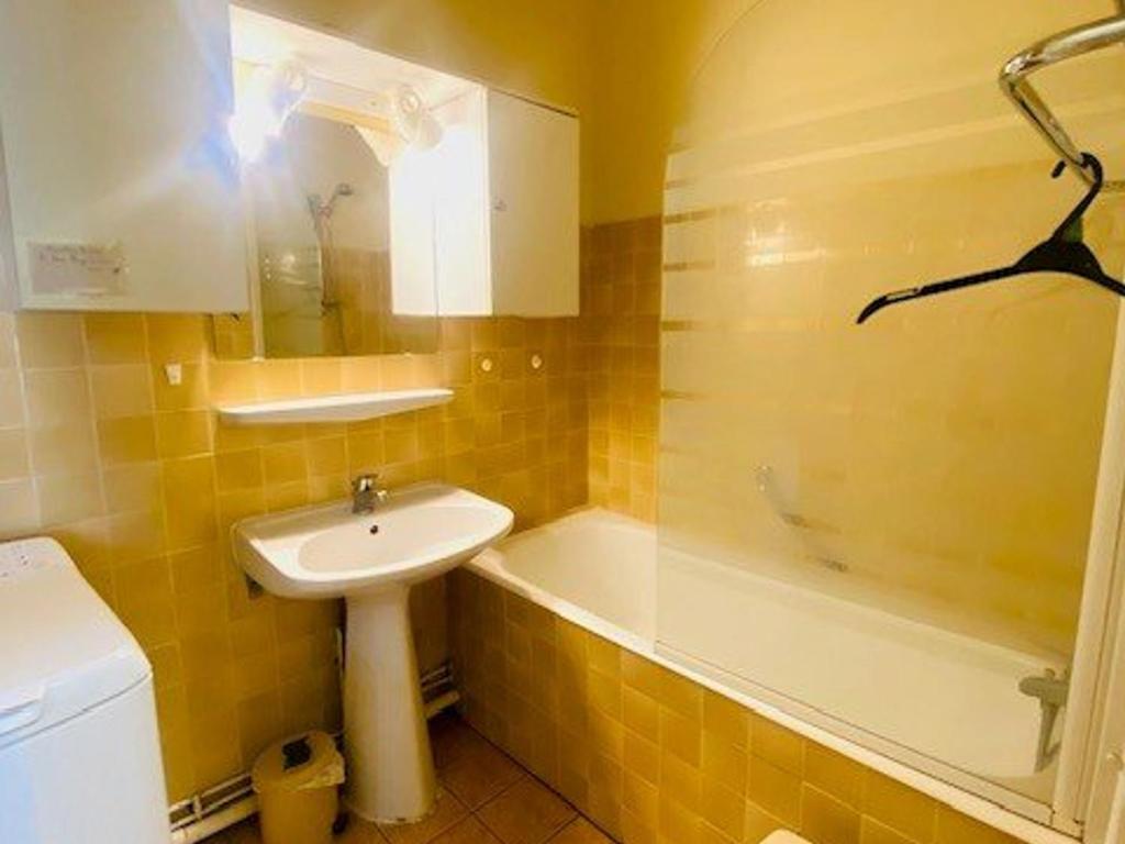 Studio confortable avec climatisation à Amélie-les-Bains, proche des thermes - 5