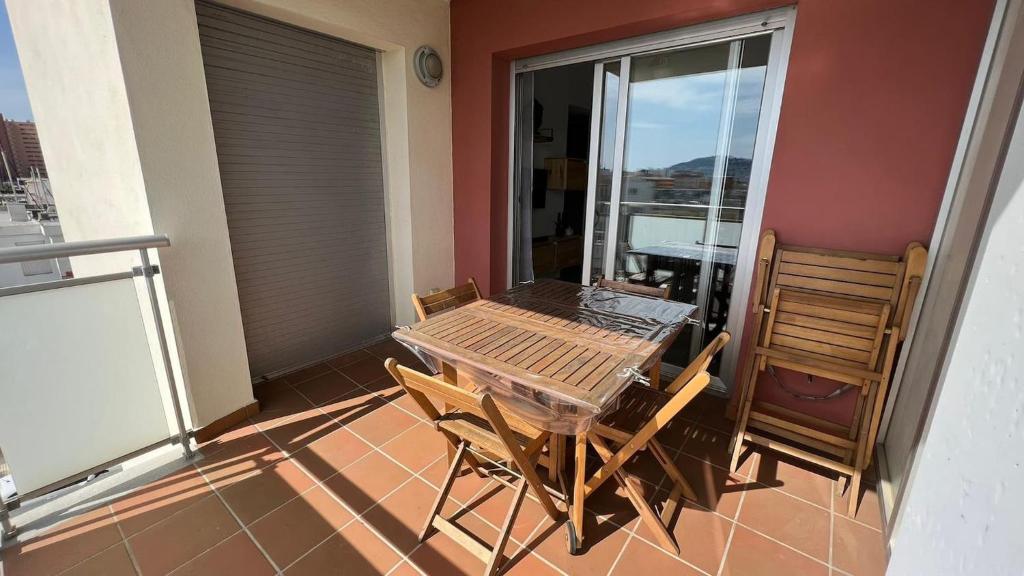 Piso acogedor con piscina en Roses AV-21 - 3