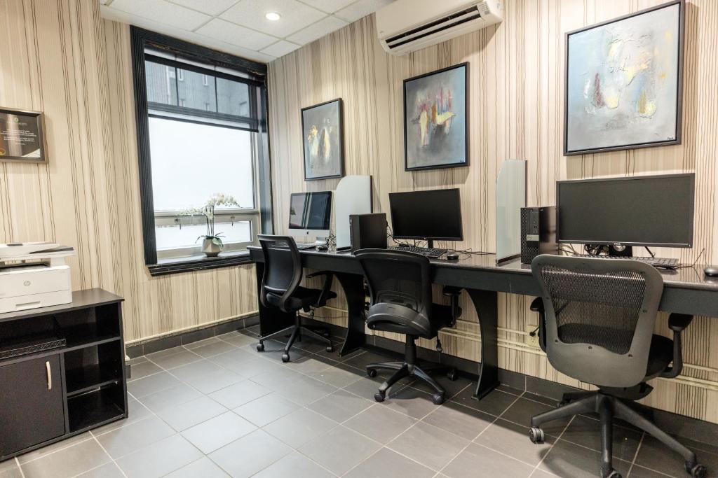 Business center