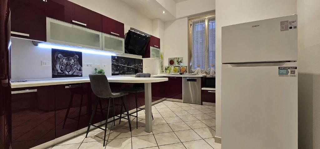LUXURY STATION APARTMENT - 2