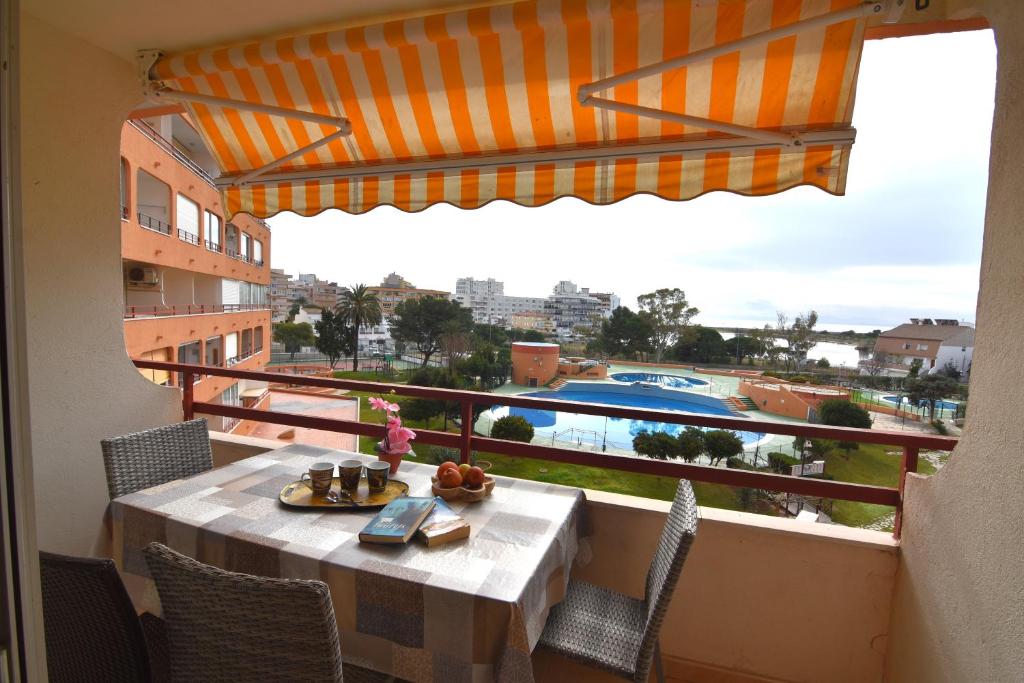 RNET - 600 Tramuntana 02-21, Roses