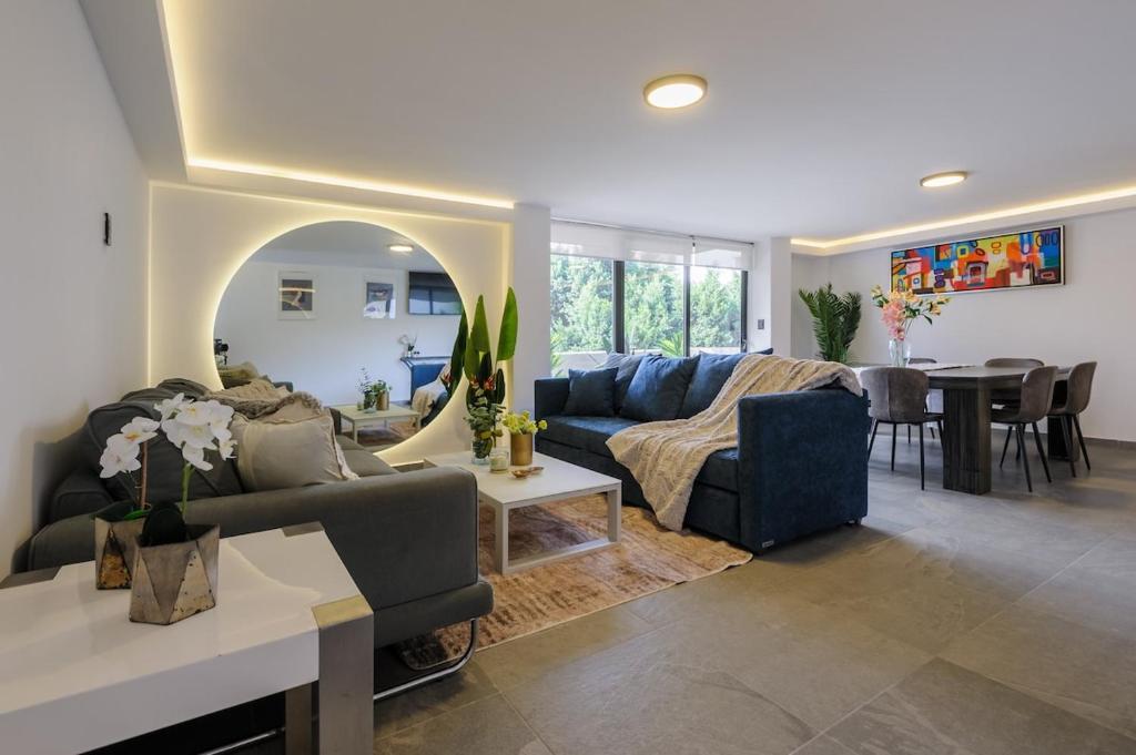 WTC 1 block away - Total comfort, Mexiko