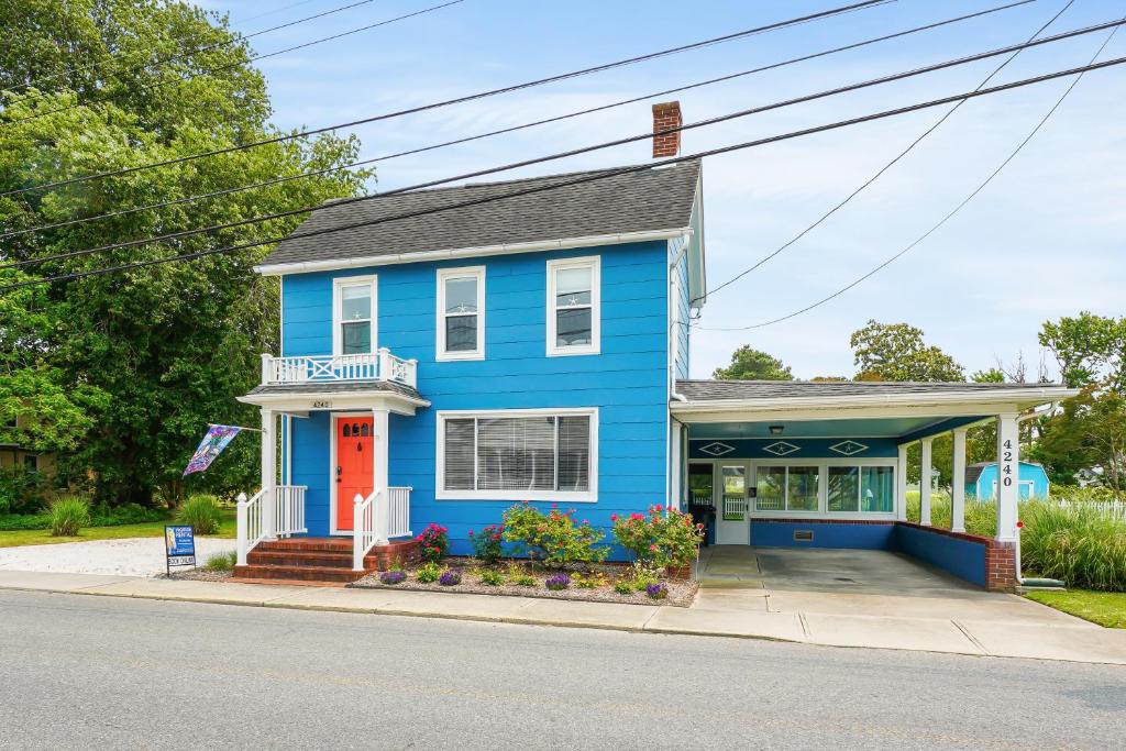 A 'Teague of Our Own - Pet friendly & In town!, Chincoteague