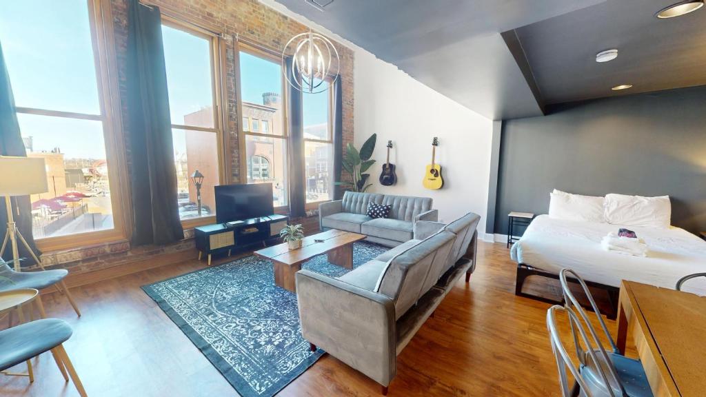 The Lofts at 107, Nashville