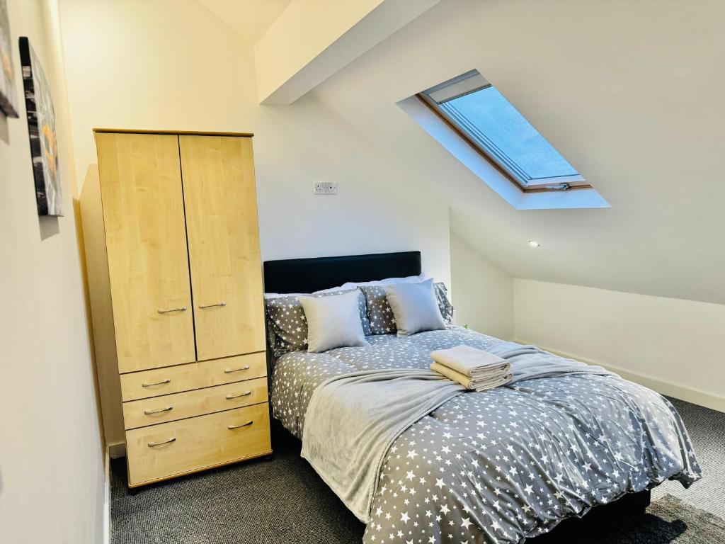 Room 6 Shared House in L7, Liverpool