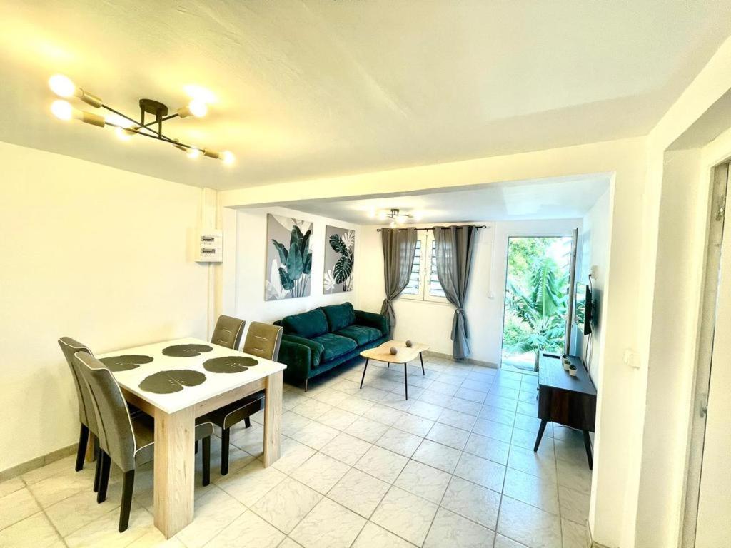 ARMADA n2, Fort-de-France