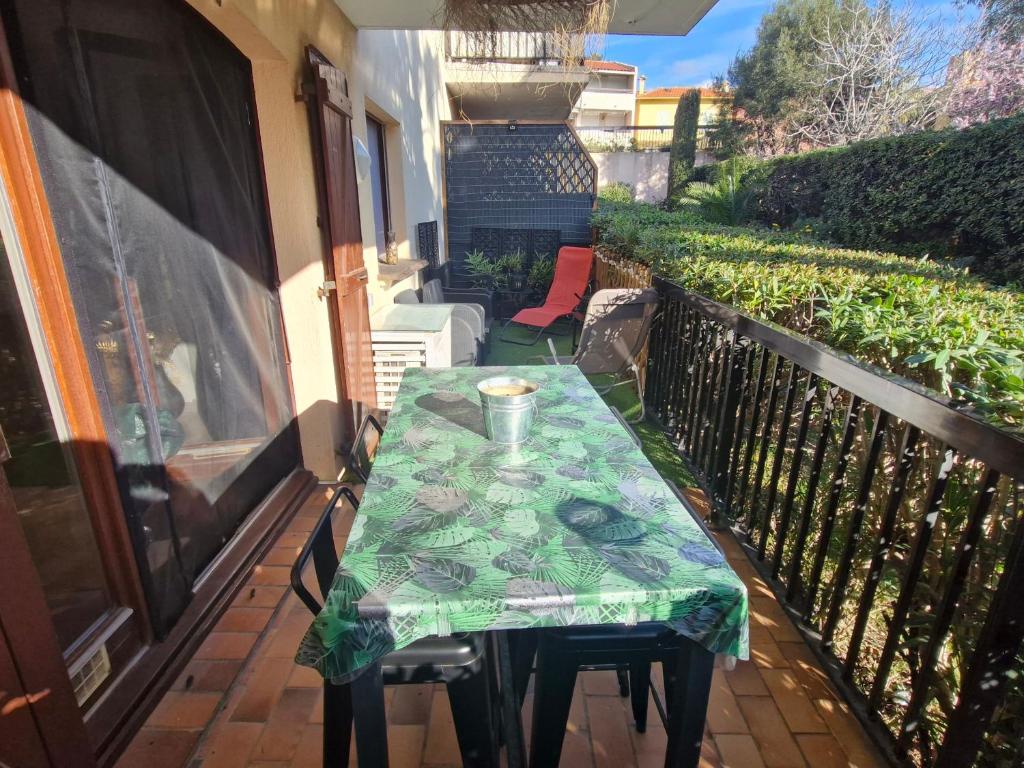 Appartement 2 pièces climatisé avec terrasse et parking à Ste Maxime - FR-1-780-43 - 2