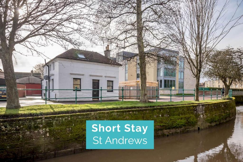 Kinnessburn Road Apartment - No 20, St Andrews