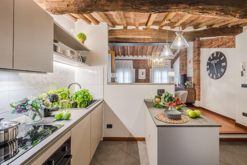 Dorina Penthouse 2 bedrooms 2 bathrooms in Lucca - 5
