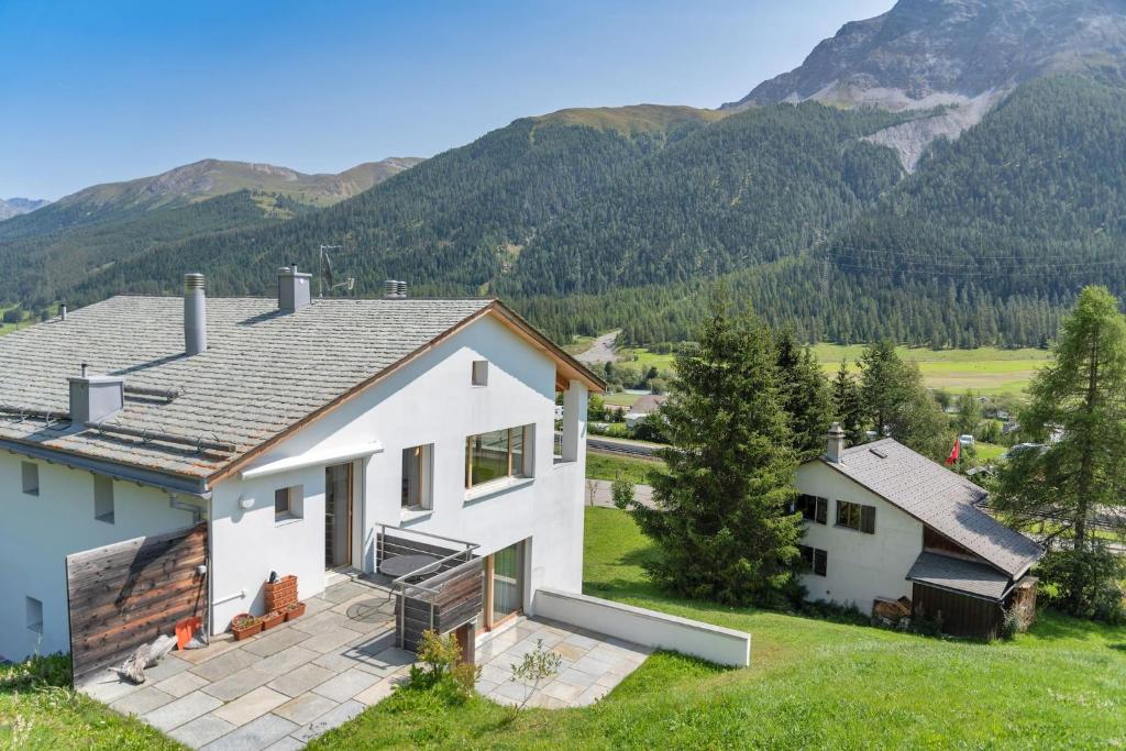 Chesa Pino - Madulain, Madulain