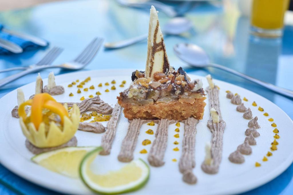 Alimentos e Bebidas