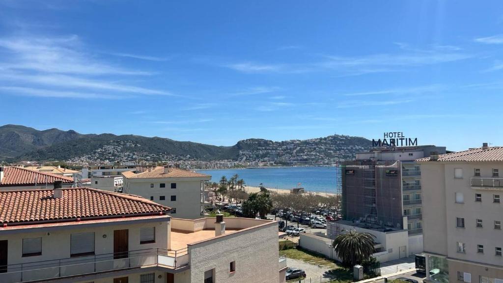 Bonito dúplex con vista mar y aparcamiento AV-02 - 2