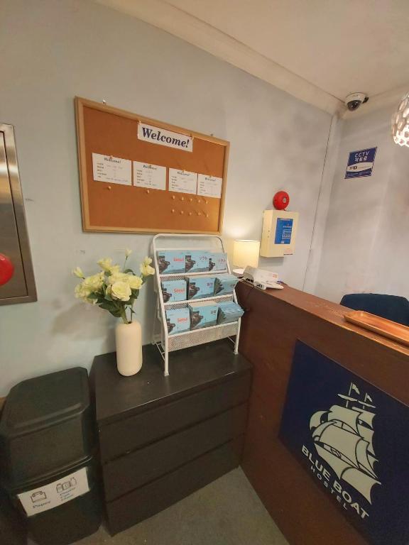 Blue Boat Hostel Myeongdong