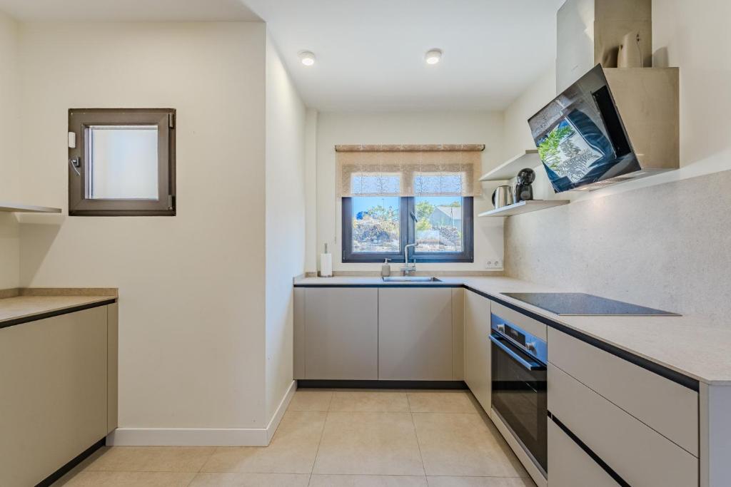 Exclusive new Townhouse in Playa Paraiso - 4