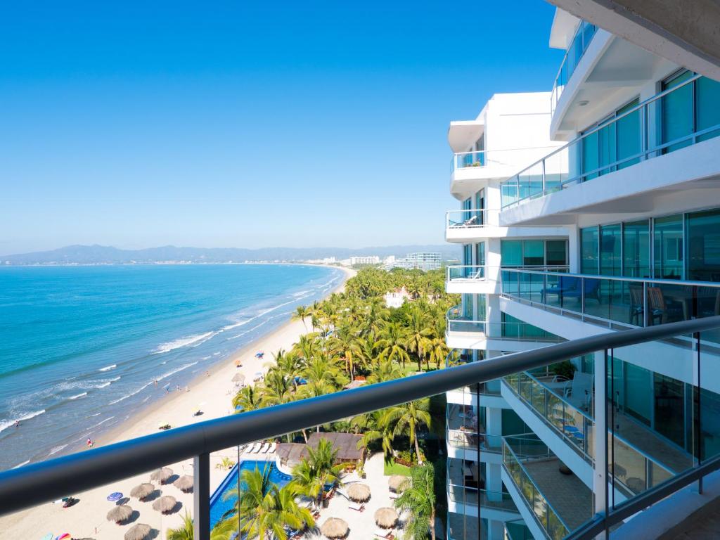 On The Ocean!, Nuevo Vallarta