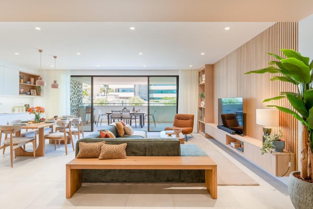 Lagos Design - Stylish & Spacious Retreat, Lagos