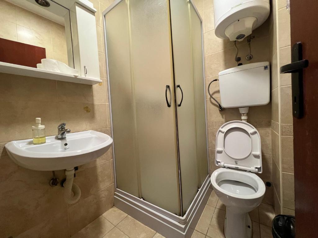 City Edge Suites - 4