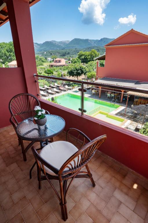 Hotel Coral — Swimming pool in Roda, Ionian Islands