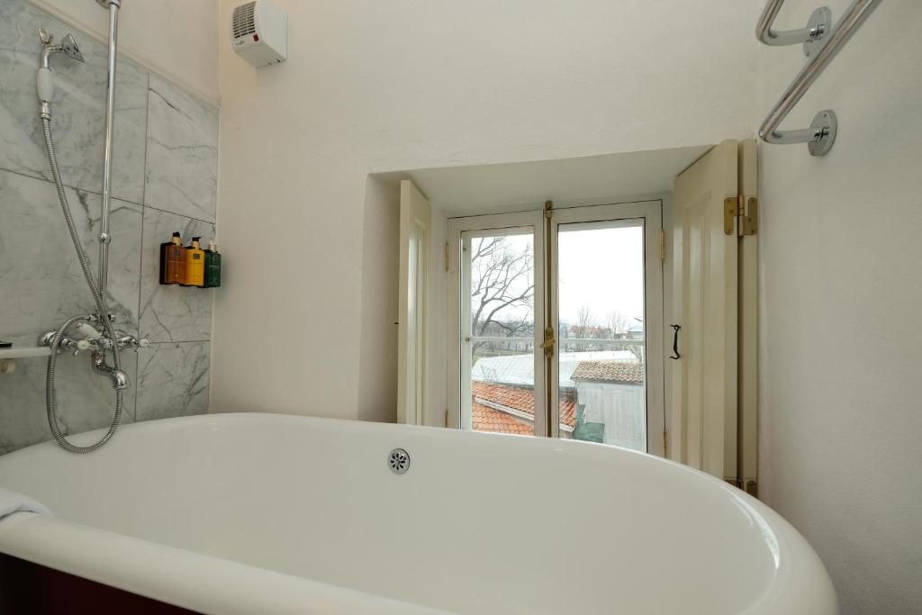Bathroom, The Three Sisters Boutique Hotel in Tallinn