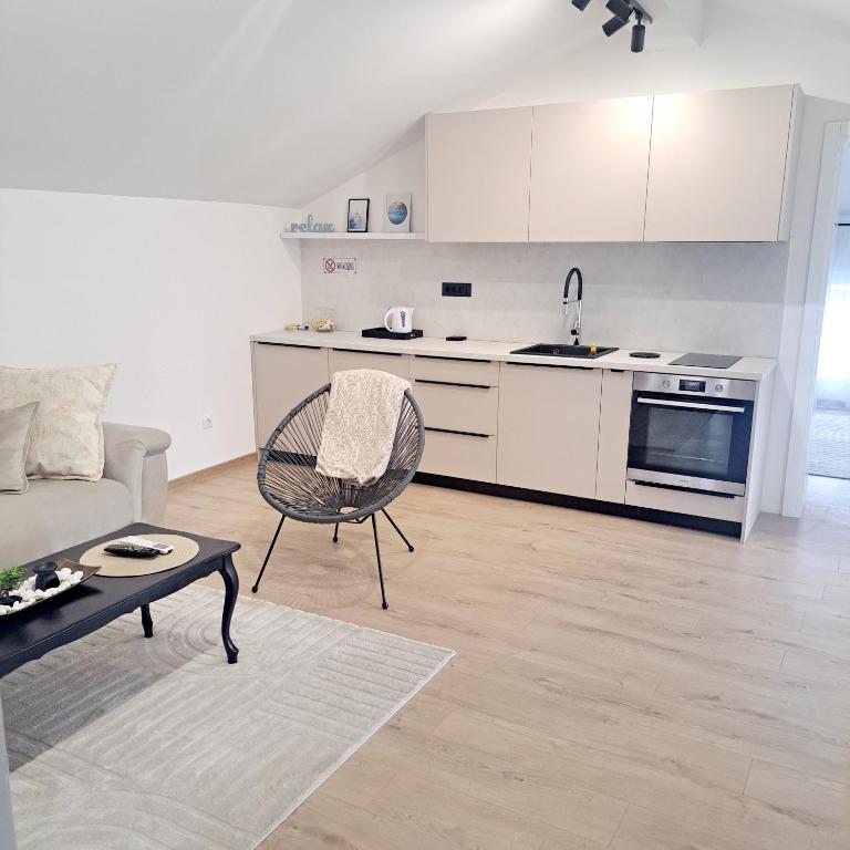 Apartman Ajdy - 5