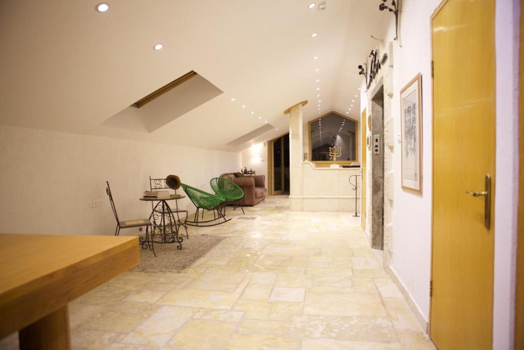 Luxury Living Jerusalem photo