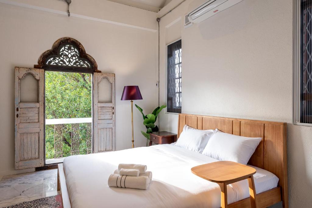 Santitham Pool Villa I 5 Bedrooms I walkable I Entire villa I Daily Housekeeping