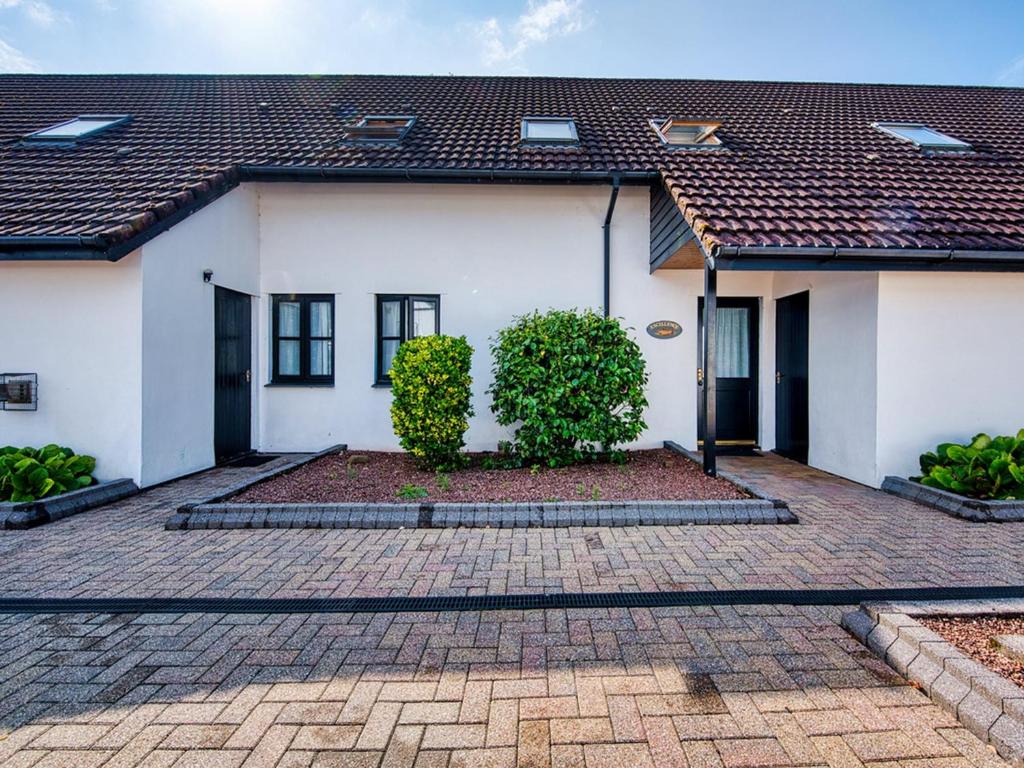 Excellence - Uk49033, Beaworthy