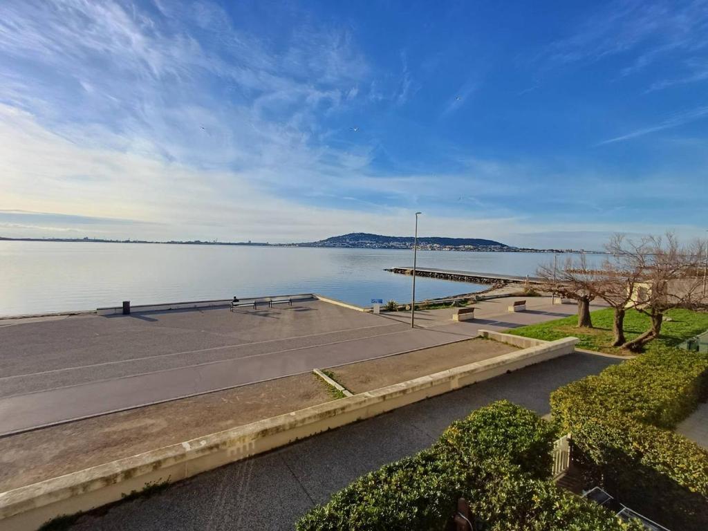 F2 2 étoiles avec clim, ascenseur, proche Thermal - Balaruc-les-Bains - FR-1-571-63, Balaruc-les-Bains