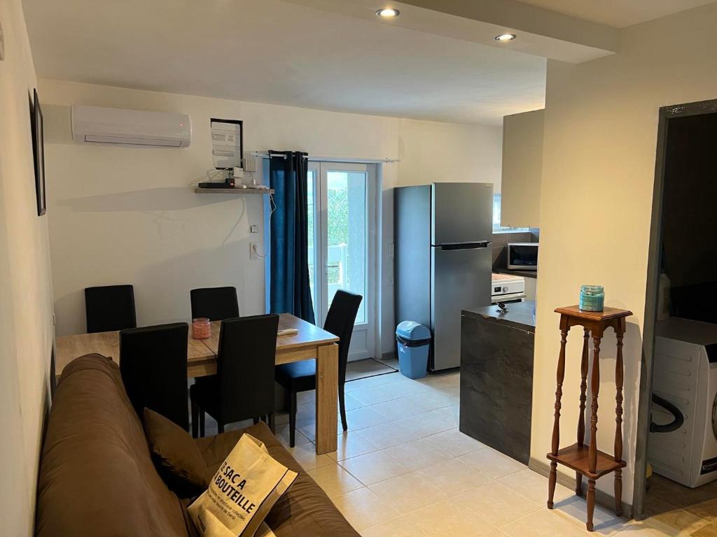 Maison ardeche, Viviers