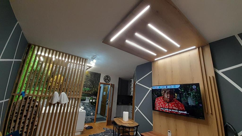 JACUZZI for RELAX - HOLLYWOOD Apartment, STUP, Sarajevo