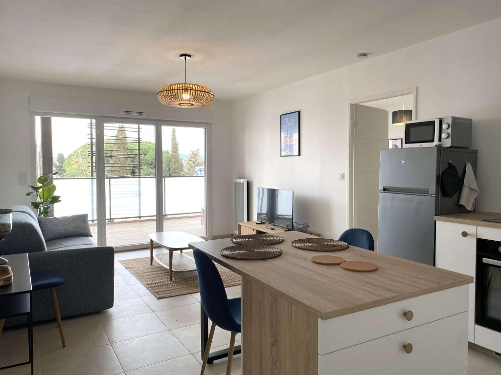 Bel appartement T2 avec terrasse privative et parking à Balaruc-les-Bains - FR-1-553-299 - 1