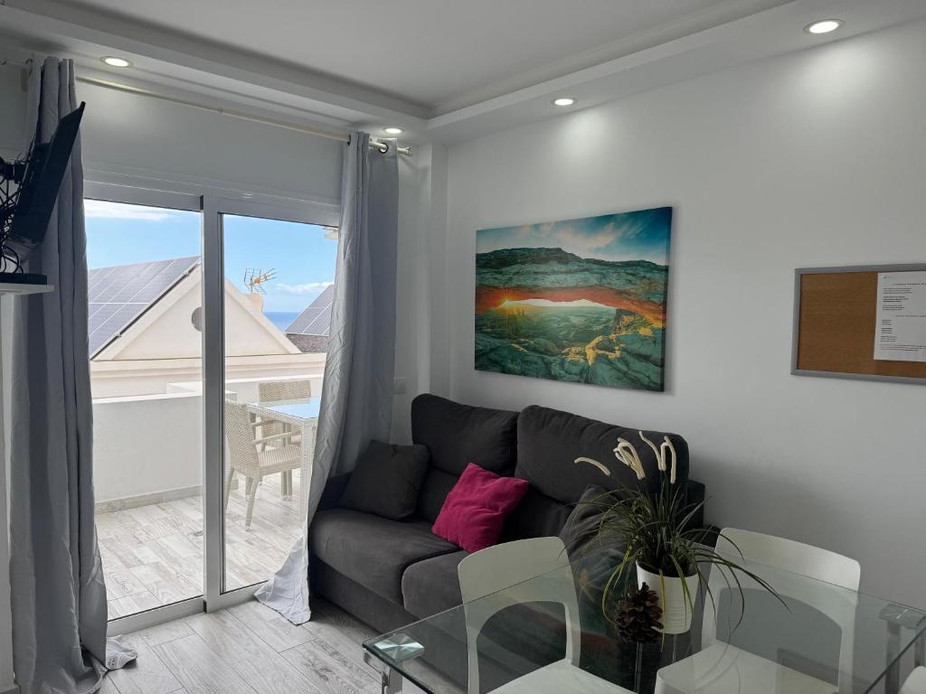San Eugenio Stunning Apartments with Pool Tenerife - 3