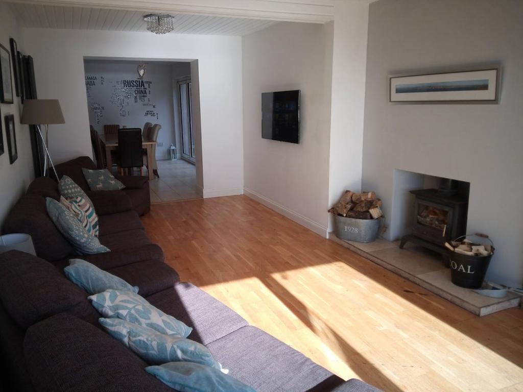 Burntisland Near Edinburgh with Hot Tub, Burntisland