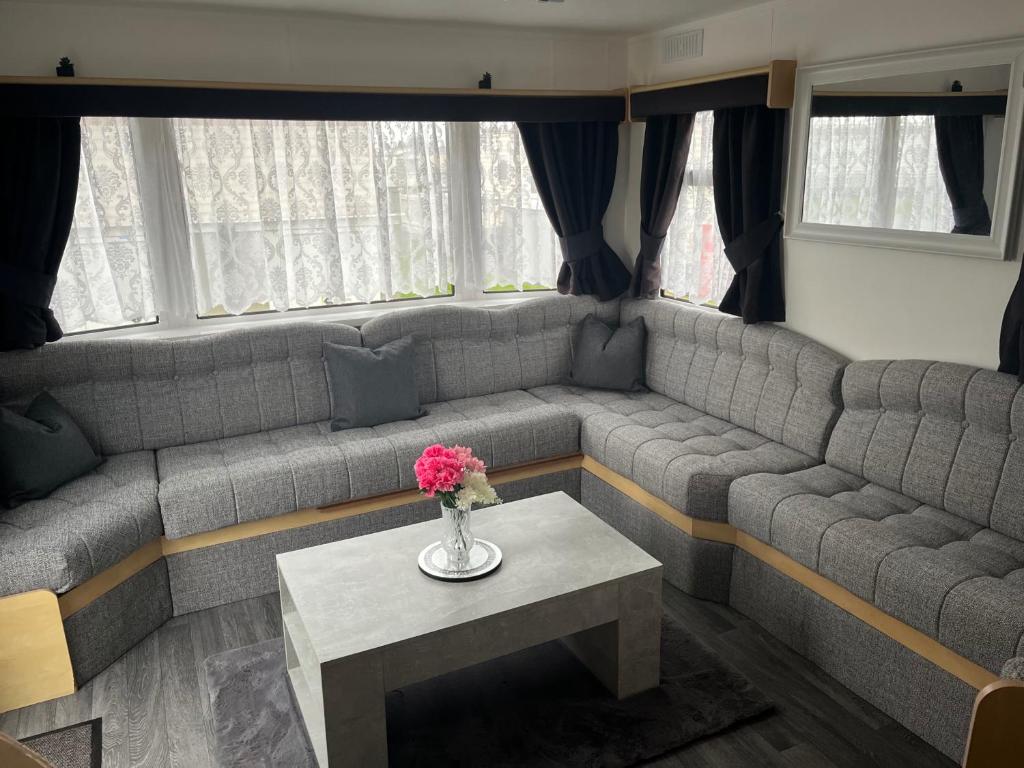 Seaside Serenity Caravan the chase caravan site, Skegness