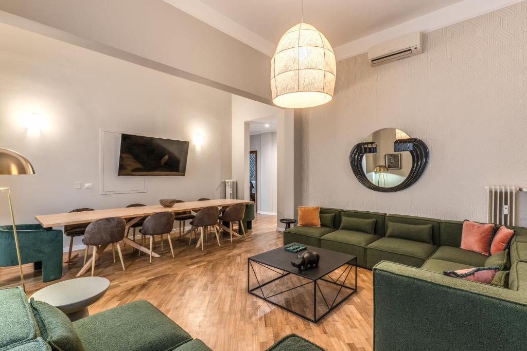 DowntownApartments- The Great Court and The Great Chill - 3