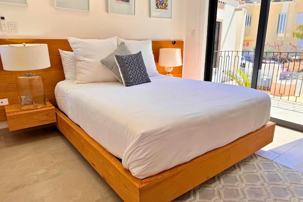 Casa Gallo, Heated Pool, Exclusive Beach & Great Location - 5