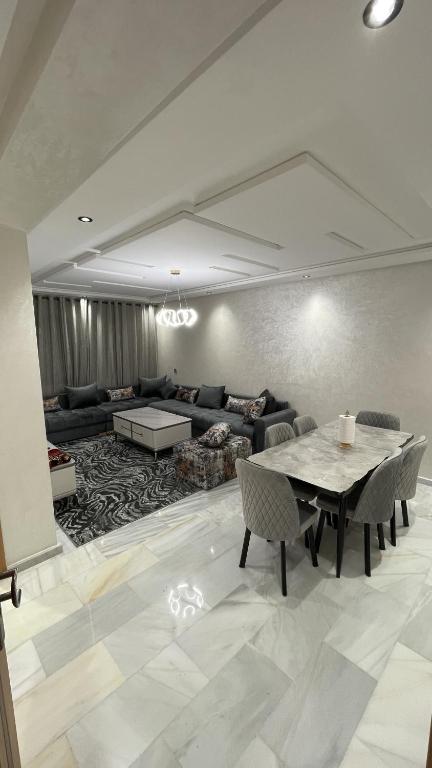 Apartment in the Heart of the City, Train de TGV de TANGER 5min, Tanger