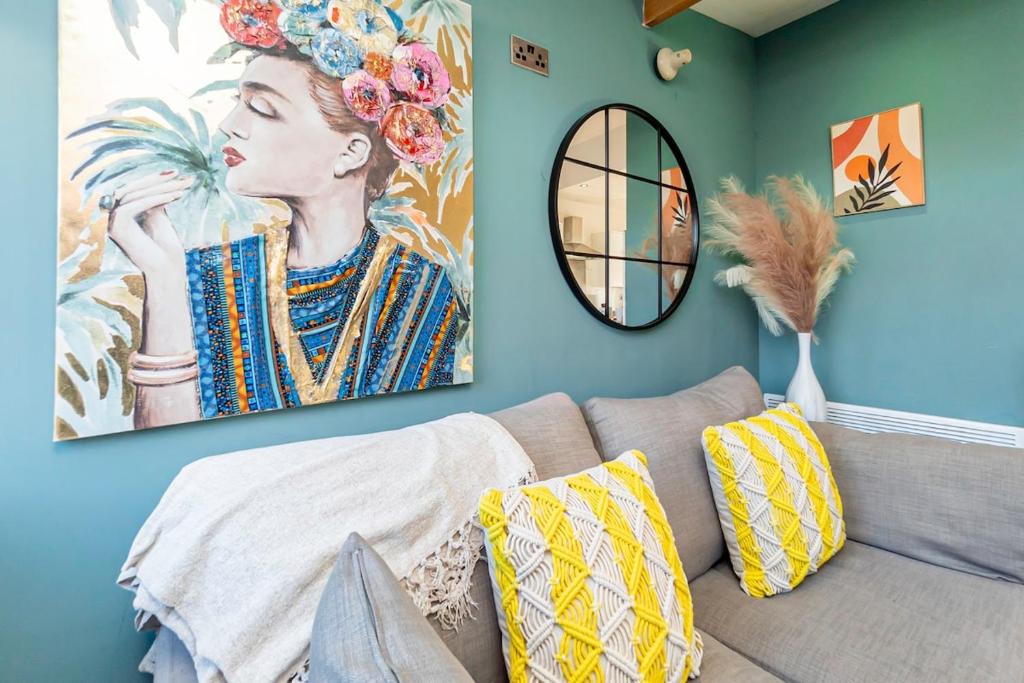 Near Centre, Private garden, Parking, Netflix, Long Stay Savings, Cardiff