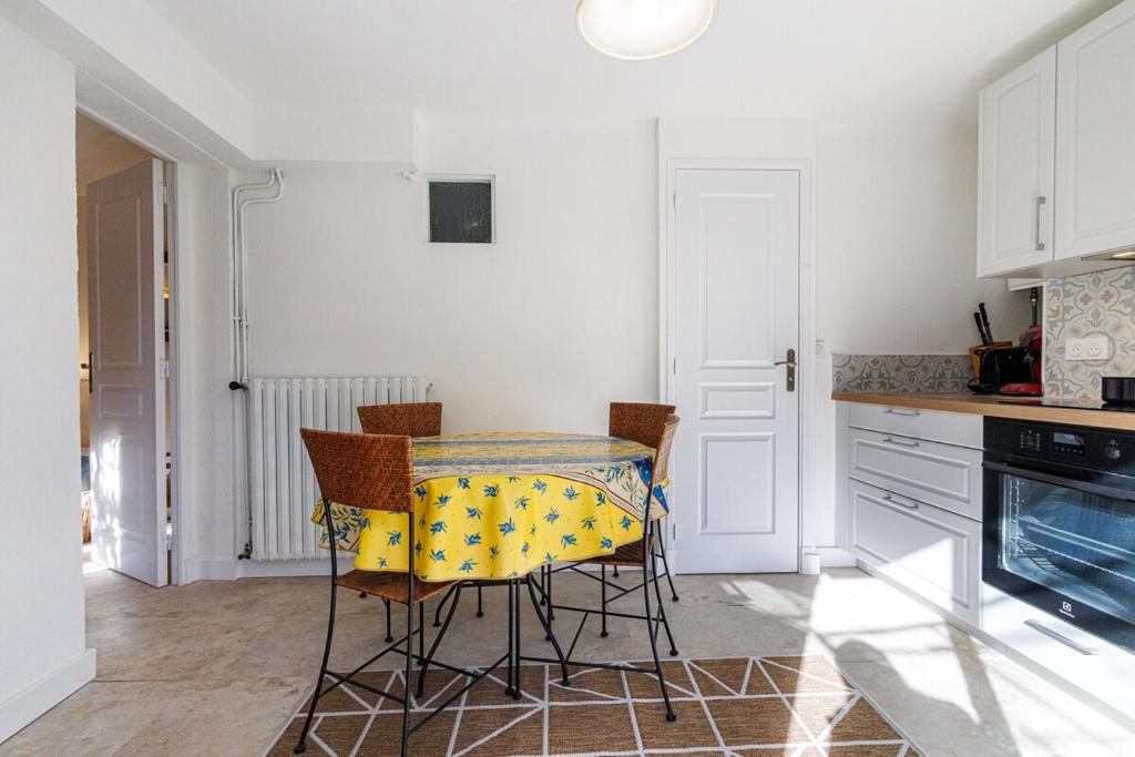 La Petite Marjolaine Pretty Garden Level in Vence - 4