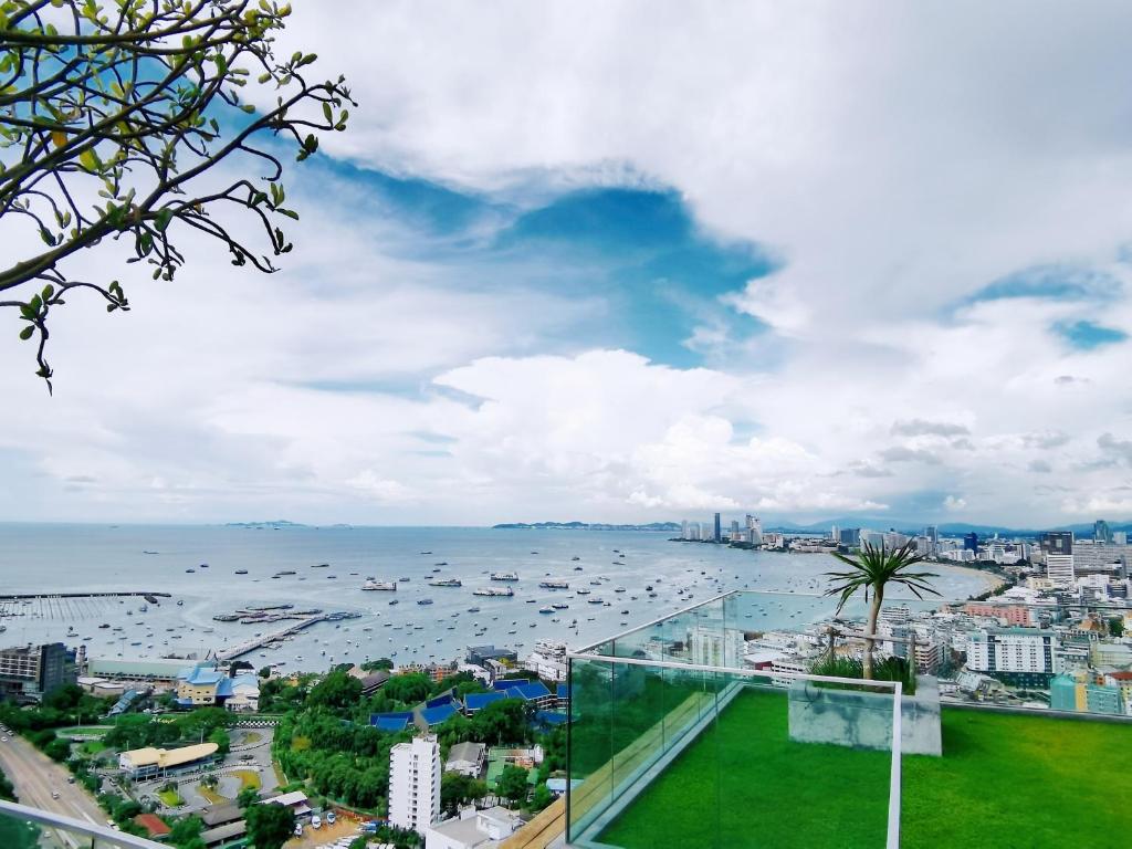 Unixx Sea view Holiday Hotel, Pattaya South