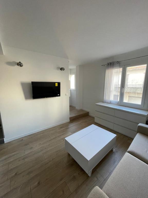 Beautiful Studio in Cannes, near beach and Croisette - 2