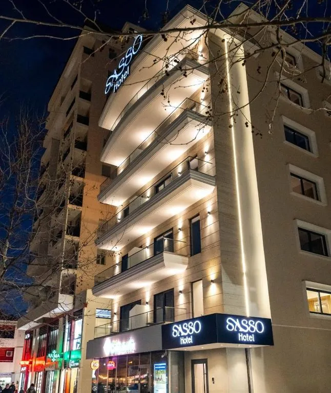 Sasso Hotel, hotel in Vlorë