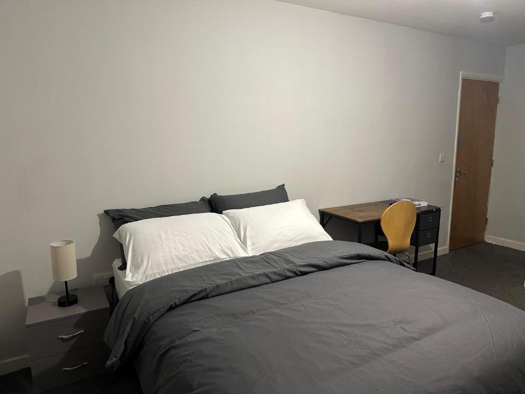 Graceful Lodge, Leicester