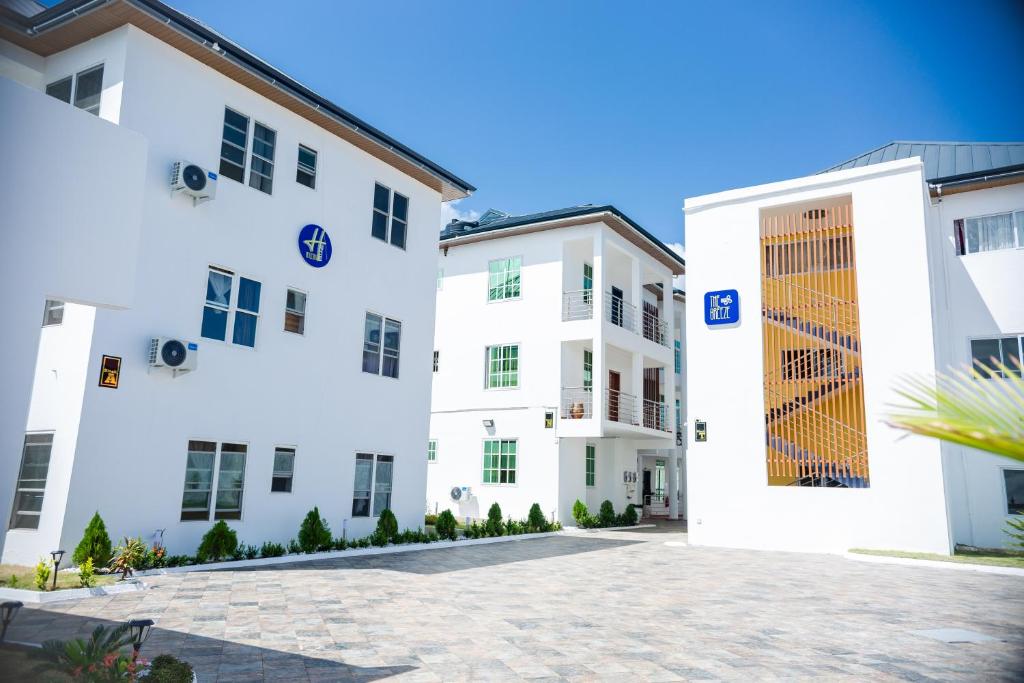 Escape to Luxury, HVillage, Dawhwenya