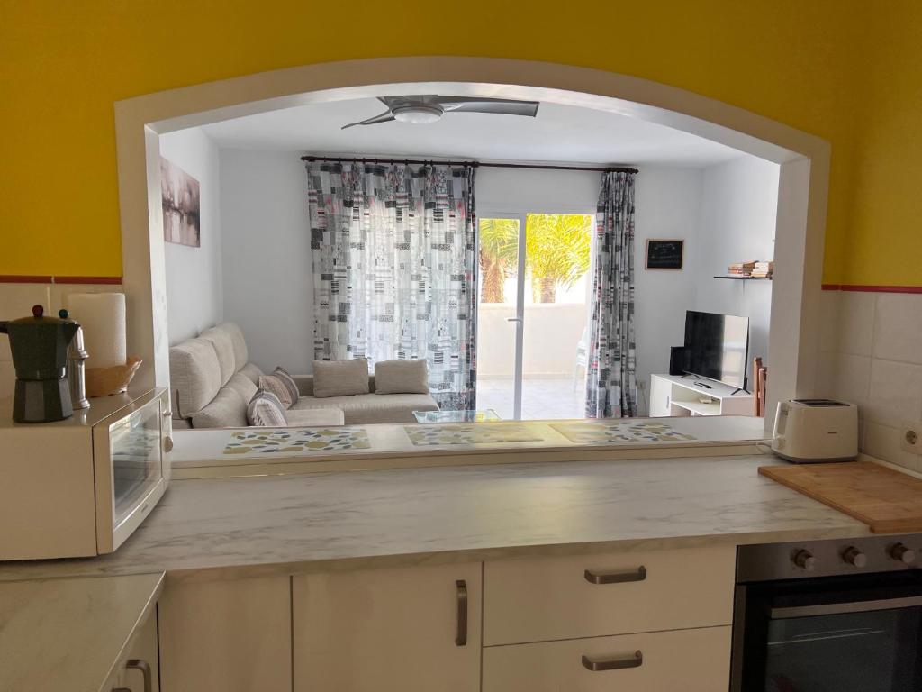 Beautiful and spacious 3 Rooms Duplex with big terrace and nice views to pool and garden - 4