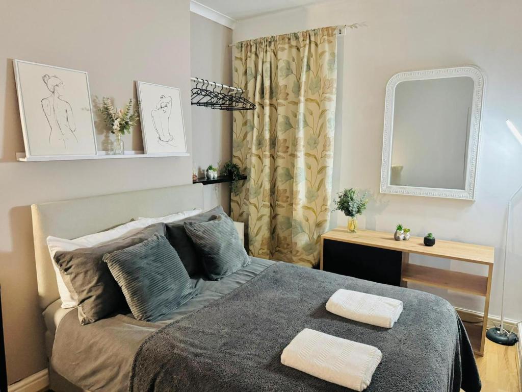 Room 3 Shared House, Litherland