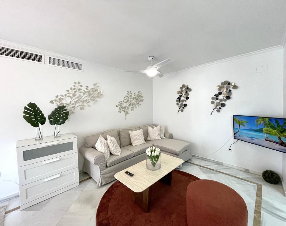 Marbella Puerto Banus charming 1 bedroom apartment - 2