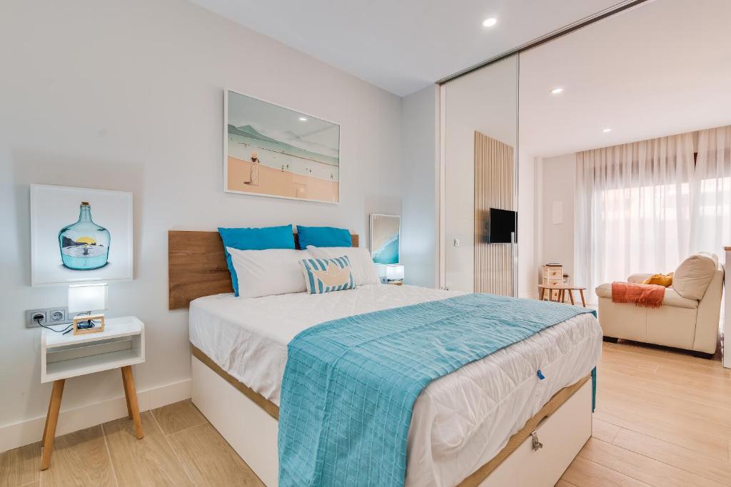 Home2Book Modern & Chic Studio in La Isleta - 2