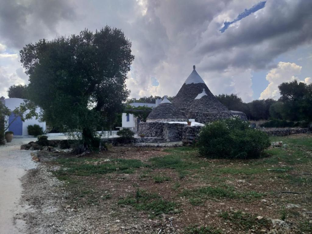 Picturesque Trulli in Itria Valley - 5