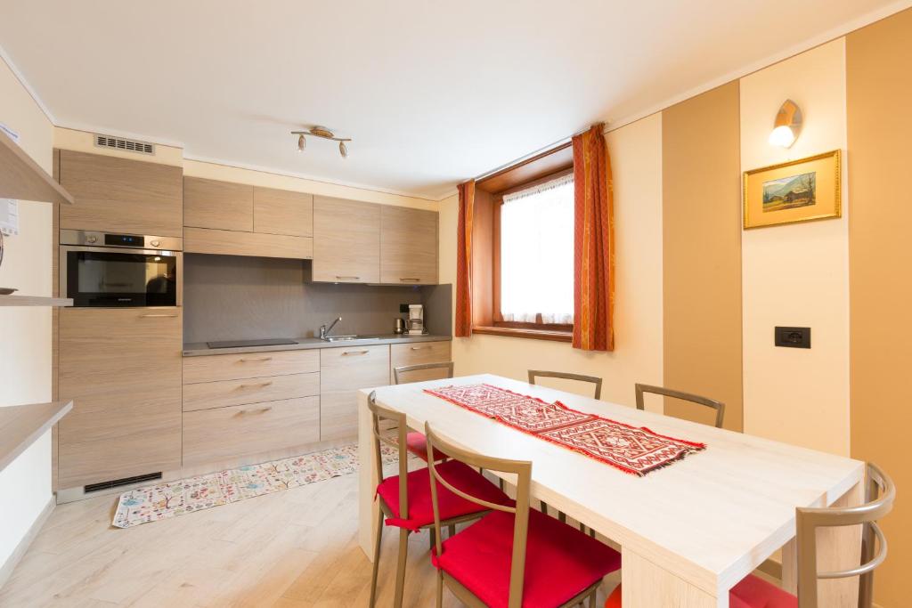 BAITA NICOLETTA Brown - Breta Holidays SPA Apartments - 4